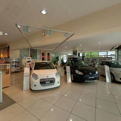 Salon samochodowy Suzuki